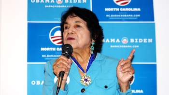 Dolores Huertas y Rosario Dawson: