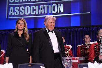 O caso está reavivando um debate nos Estados Unidos sobre proteções contra eventos públicos e abusos políticos, enquanto Allen permanece sob custódia federal enquanto se aguarda novas acusações (REUTERS).