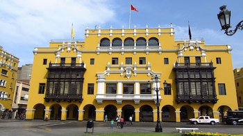 Efemérides – Perú – historias - 10 octubre
