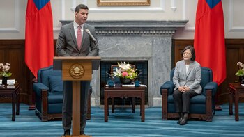 Santiago Peña reafirmó su compromiso