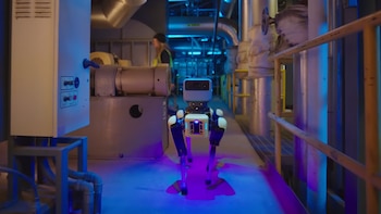 Así es el robot cuadrúpedo que usa la nueva IA de Google para tomar decisiones basadas en el razonamiento