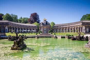 Nuevo palacio, del parque Ermitage.