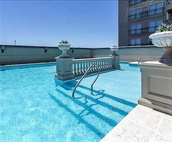 La piscina descubierta