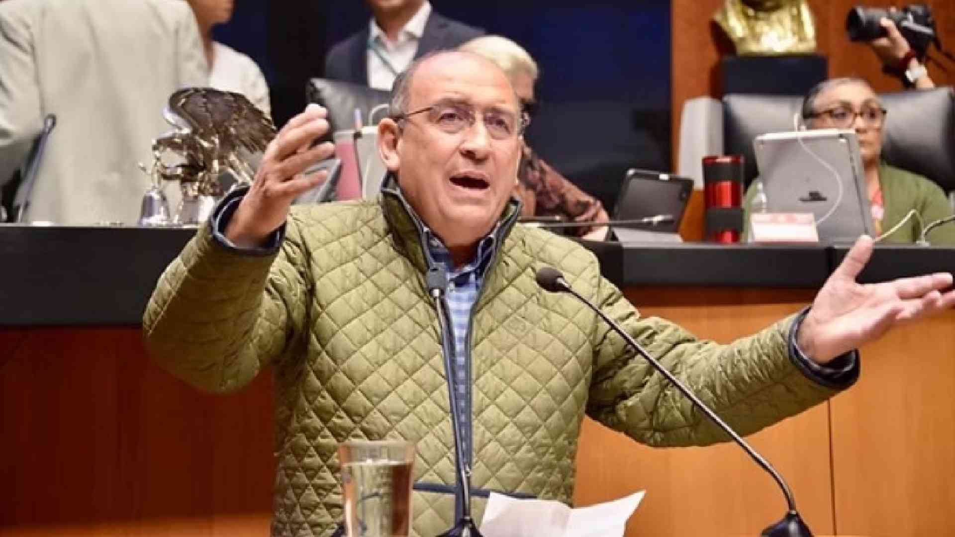 El diputado del PRI Rubén Moreira considera urgente destinar más presupuesto para seguridad.Crédito: PRI