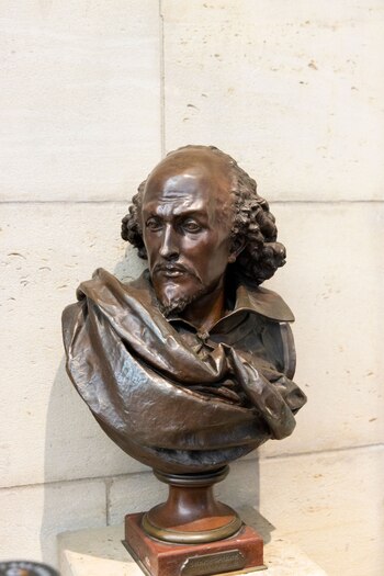 Un busto de William Shakespeare