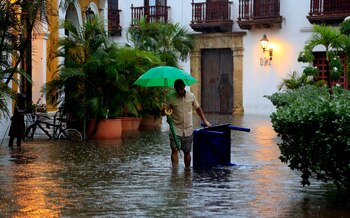 El clima en Cartagena es semiárido, caracterizado por ser cálido y seco, aunque la brisa lo vuelve un tanto agradable (EFE)