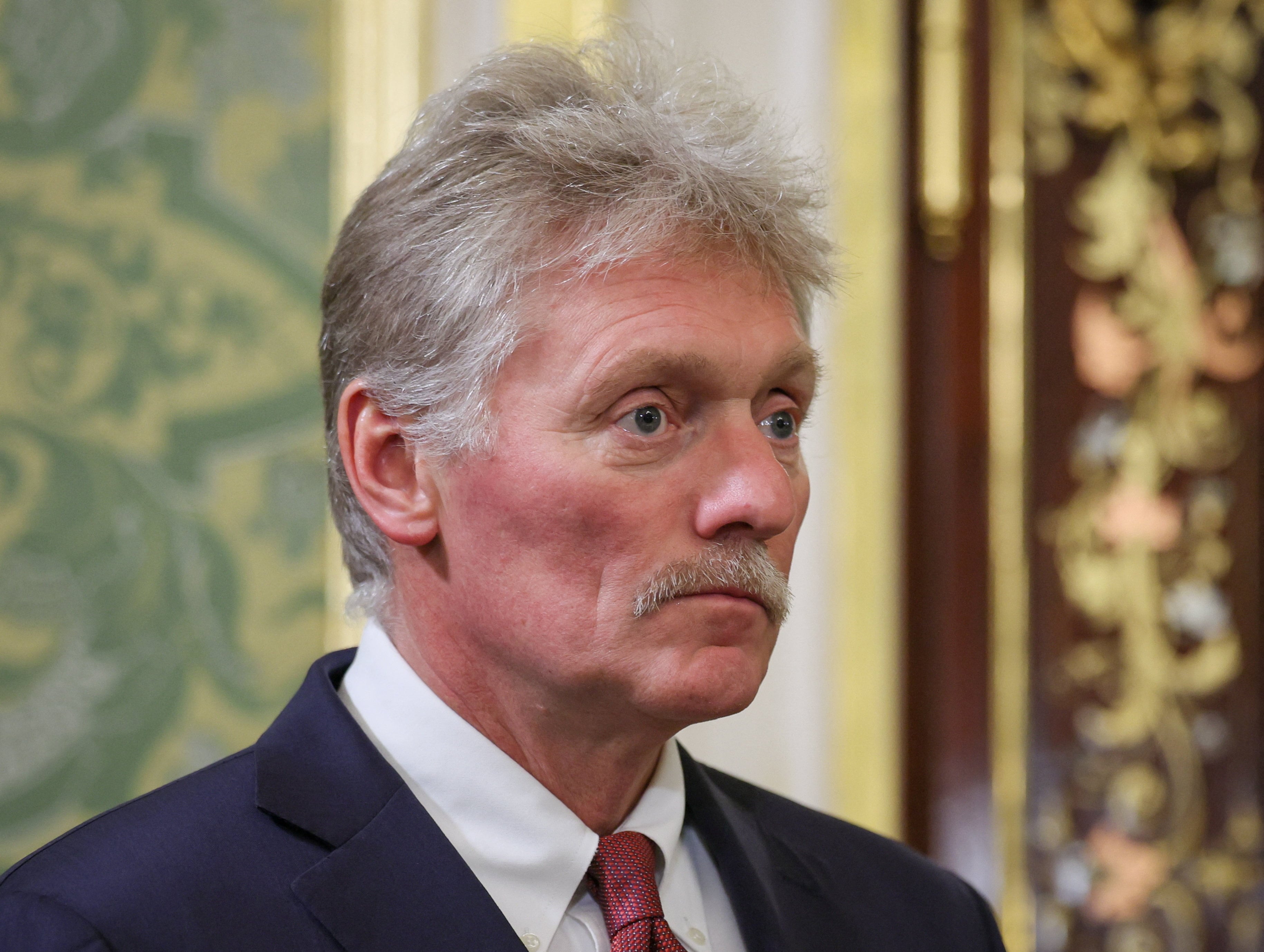 El portavoz del Kremlin, Dmitry Peskov, descartó los reportes sobre la visita de Ratcliffe a Moscú. (Reuters)