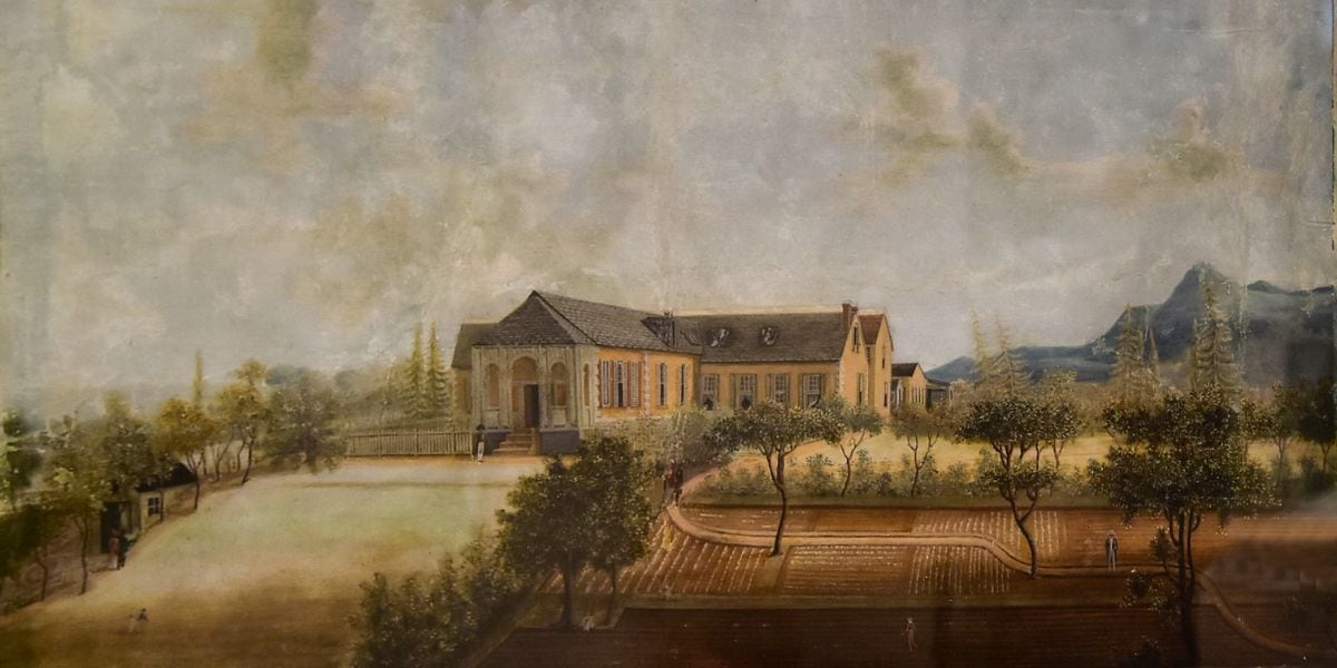 Longwood House en Santa Elena fue la última morada y prisión de Napoleón Bonaparte tras su derrota en Waterloo (Wikipedia)