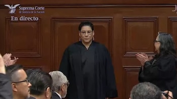 Lenia Batres Guadarrama fue investida