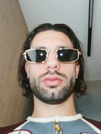 La estrella de la selección de Hungría llegó al entrenamiento en Lamborghini