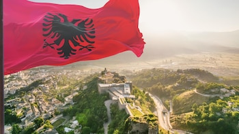 Albania, uno de los países menos conocidos de Europa y también de los más baratos: cuenta con cuatro Patrimonios Mundiales y litoral mediterráneo