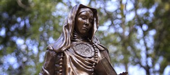 Esculturas Sor Juana Inés De