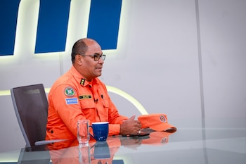 Baltazar Solano, director del Cuerpo de Bomberos, sostuvo que la mayoría de incendios en El Salvador requiere una chispa provocada por personas, como colillas encendidas, fogatas mal apagadas y quemas de basura./ (Entrevista AM)