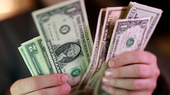 Último día para reclamar el dinero de la pandemia al IRS: quiénes califican y los pasos para presentar la solicitud hoy