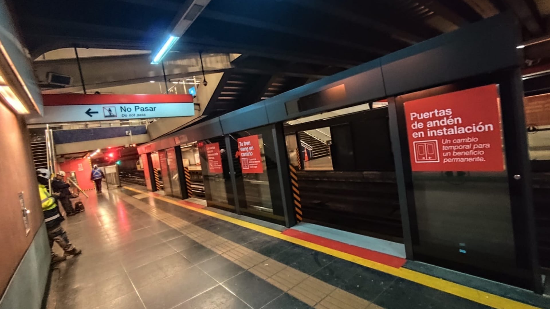 El andén de la estación Pajaritos del Metro de Santiago permanece bajo investigación tras un accidente en el que falleció un ciudadano peruano. (Foto: 24 Horas Chila)