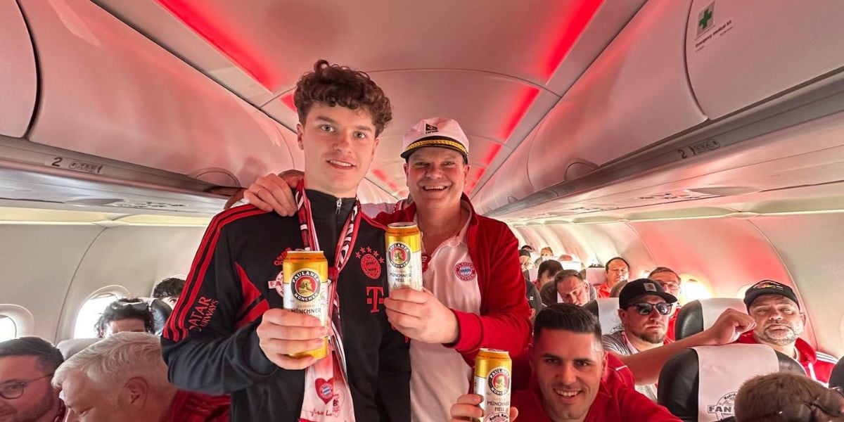 La peña Red Bull Taubenbach reunió a 180 hinchas bávaros y logró abaratar a la mitad el costo de los vuelos comerciales (Facebook/Red Bull Taubenbach)