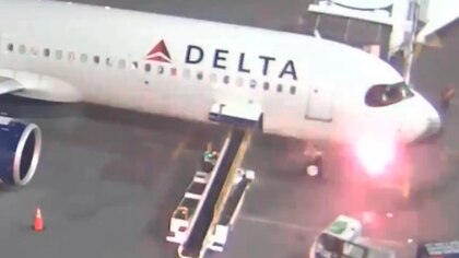 Un avión de Delta Air se incendió tras aterrizar en Seattle