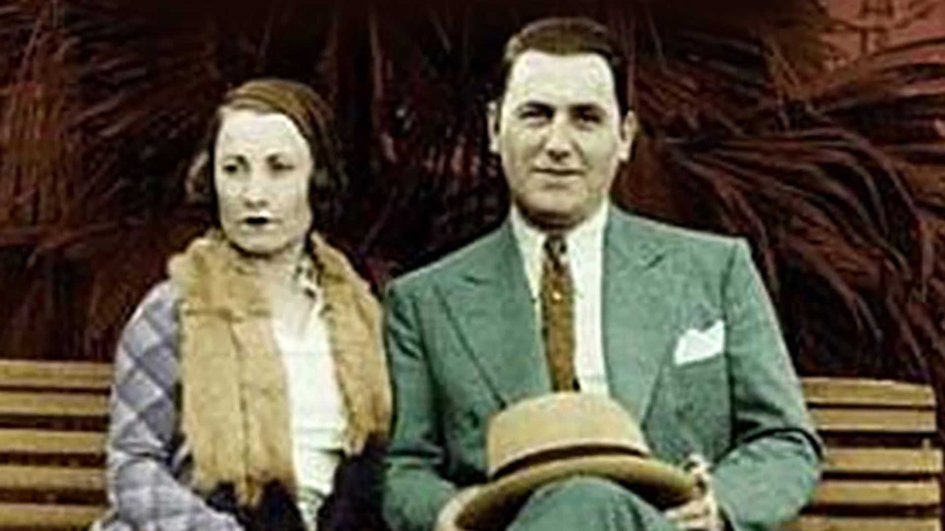 Junto a su primera esposa, Aurelia Tizón. Se habían casado en 1925. Ella falleció en 1938