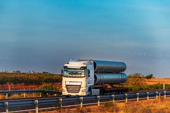 El plan se inscribe en una estrategia más amplia para adaptar la infraestructura vial al crecimiento de la actividad hidrocarburífera (Foto: Shutterstock)