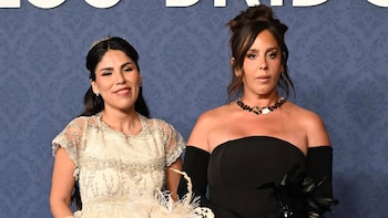 Anabel Pantoja, arropada por Isa