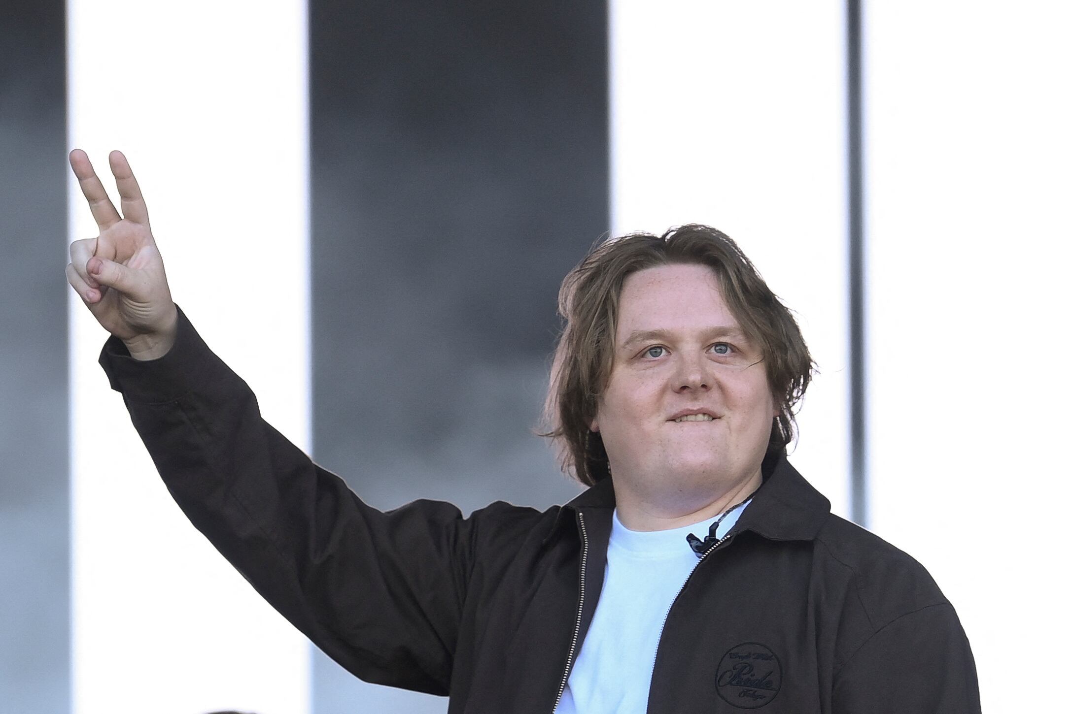 Lewis Capaldi es uno de los artistas más famosos con síndrome de Tourette (REUTERS/Jaimi Joy)