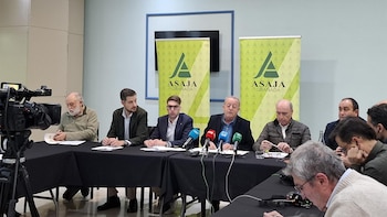 Asaja anuncia movilizaciones con tractores