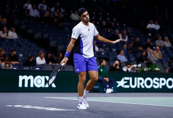 Francisco Cerúndolo no pudo con Hamad Medjedovic en los cuartos de final del ATP 250 de Belgrado (Foto: REUTERS/Stephanie Lecocq)