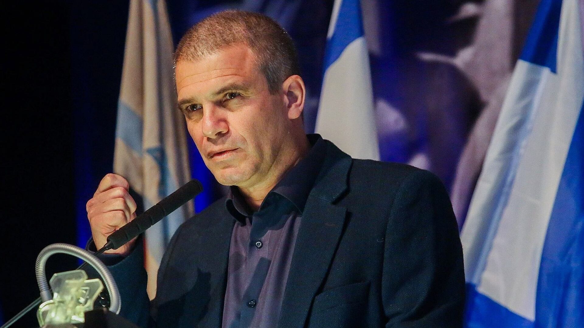 Gal Hirsch, coordinador de estrategias para los secuestrados y desaparecidos israelíes