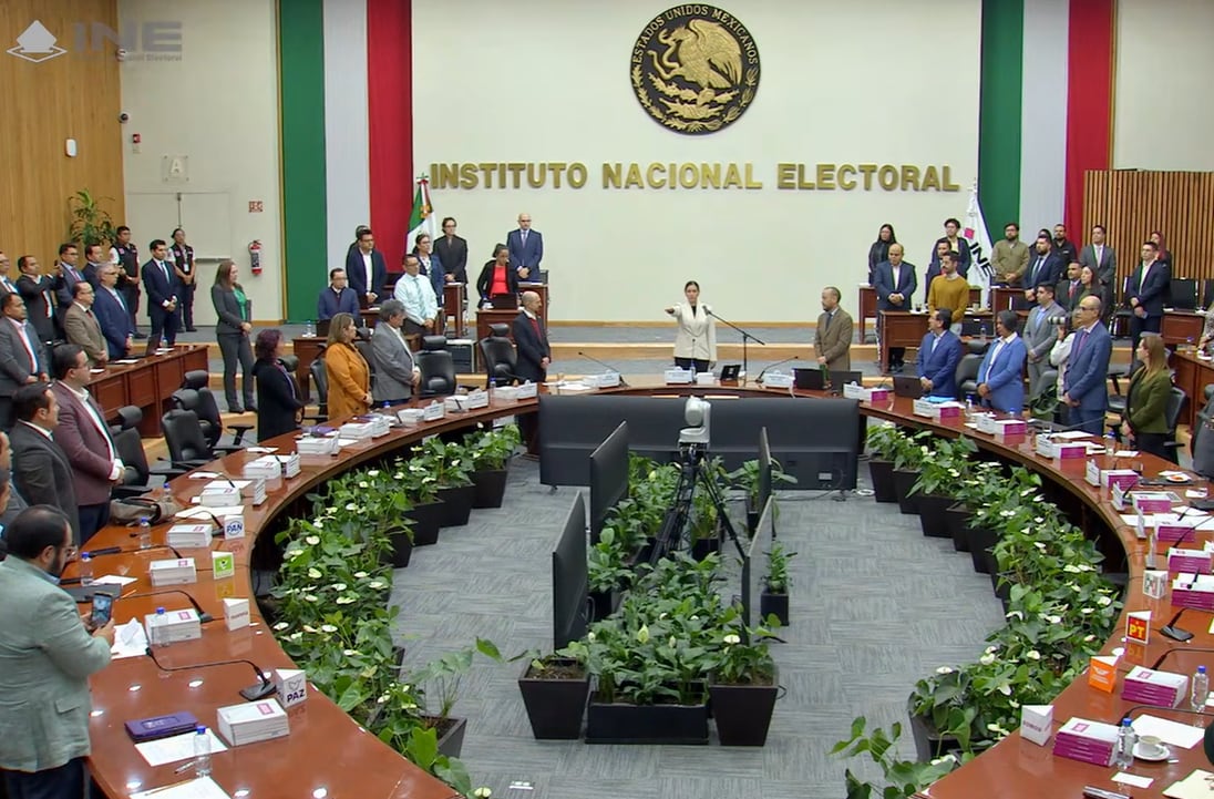 La consejera presidenta provisional del INE se compromete a colaborar con las investigaciones abiertas tras la renuncia de Guadalupe Taddei Zavala. (Captura de pantalla)