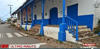El techado y las gradas del Museo de la Nacionalidad sufrieron afectaciones tras el terremoto. (Cortesía: Telemetro Reporta)