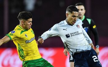 Paolo Guerrero dio un pase