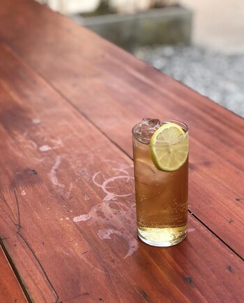 Tan simple como vermut blanco