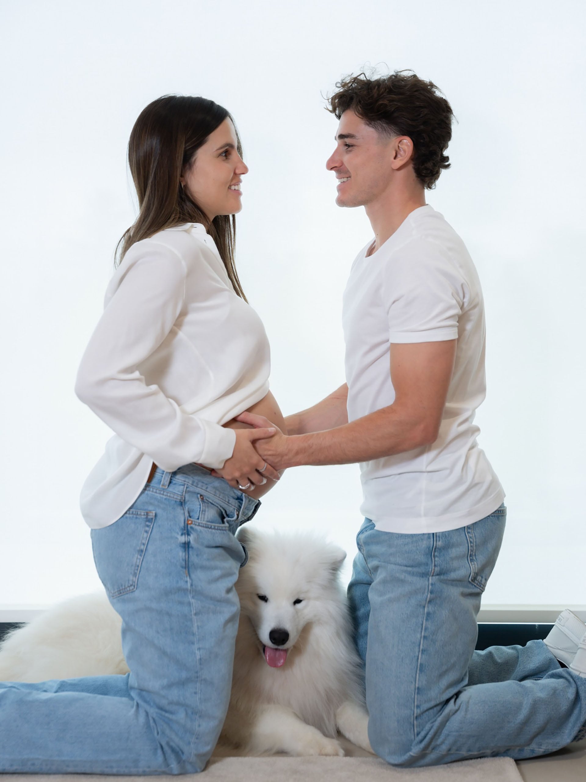 La mascota también fue parte de las fotografías (Instagram: @juliaanalvarez)