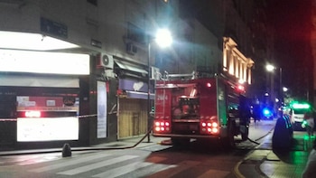 Los bomberos debieron evacuar el