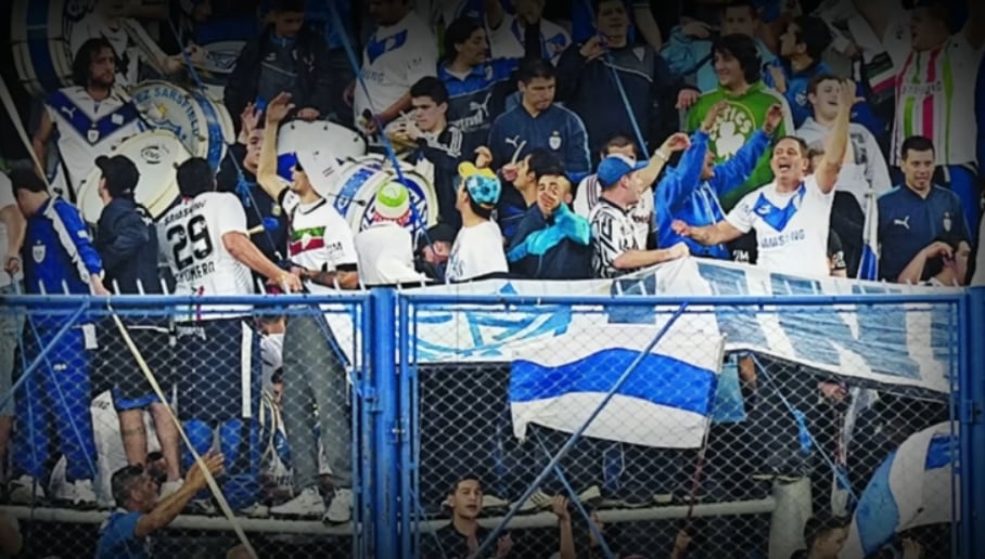 Amenazó al líder de la barra de Vélez y le prohibieron el ingreso a las canchas