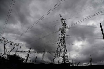 Costa Rica utiliza un 80% de energía renovable y recurre a importación regional en períodos de baja producción. (EFE/Jeffrey Arguedas)