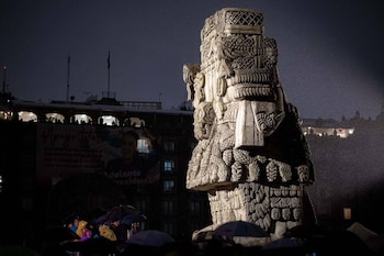 El monolito de Coatlicue, hallado