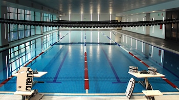 Muere mujer dentro de alberca