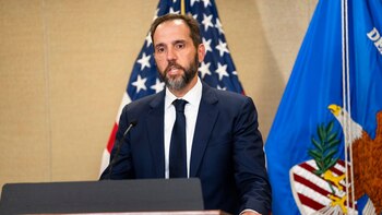 Trump es acusado por su