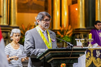 Carlos Canales