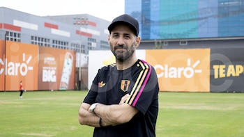 Antonio Spinelli se proyecta por un largo plazo al mando de la selección peruana femenina: “Queremos seguir haciendo historia”