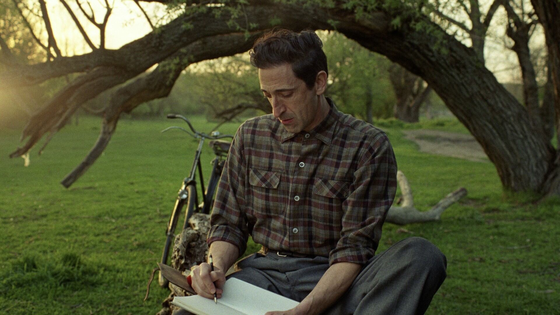 Esta imagen difundida por A24 muestra a Adrien Brody en una escena de