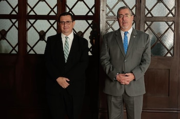 El presidente de Guatemala, Bernardo Arévalo de León, eligió este martes a García Luna como nuevo fiscal general y jefe del Ministerio Público para el período 2026-2030, en reemplazo de Consuelo Porras Argueta, sancionada por corrupción por Estados Unidos y la Unión Europea. (Cortesía: Redes sociales)
