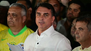 Flávio Bolsonaro anunció que pedirá la anulación de las elecciones en Brasil: “Es imposible reconocer el resultado en esas condiciones”