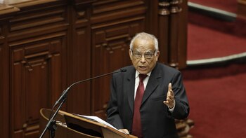 Una comisión del Congreso de Perú recomienda inhabilitar por diez años al ex primer ministro de Castillo