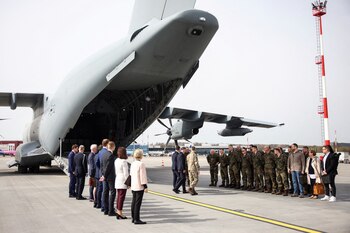 Al contingente avanzado de 20