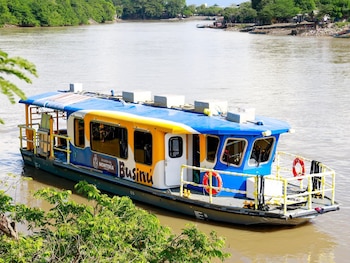 Las primeras embarcaciones del sistema