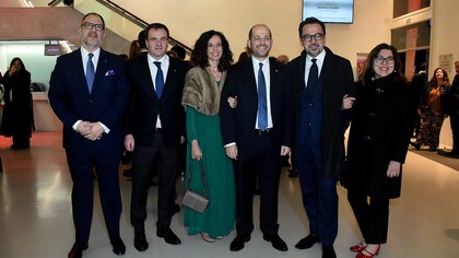30 fotos: Beatrice Venezi y la Orquesta Académica del Teatro Colón se presentaron en el Teatro Coliseo con “Puccini 100″