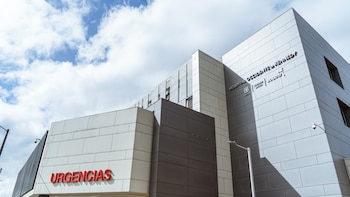 Secretaría de Salud decretó alerta amarilla en hospitales de Bogotá: 83 servicios de urgencias y 92 ambulancias en máxima atención por las elecciones