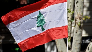 Israel identifica a uno de